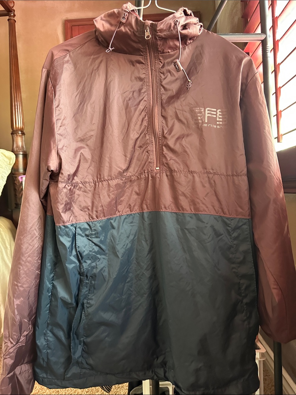 Active Ride Shop Plum Pullover Windbreaker
